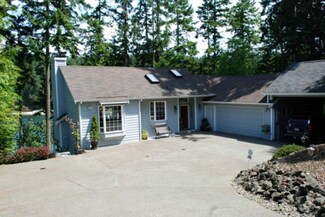 66 Laurel St, Port Hadlock, WA 98339