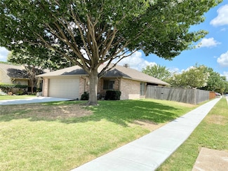 3901 Sailmaker Ln, Plano, TX 75023