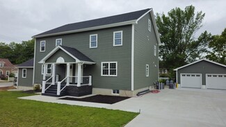 65 Oakland Ave, Oakland, RI 02858