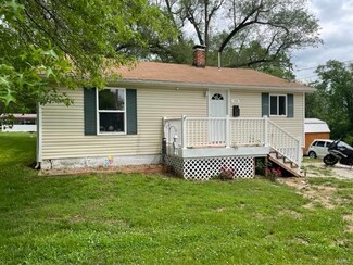 424 Perkins Blvd, Troy, MO 63379