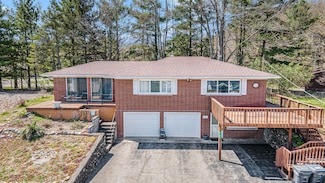 6189 W Sherman Lake Dr, Augusta, MI 49012