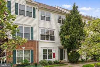 3858 Dominion Mill Dr, Alexandria, VA 22304