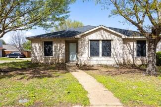 2551 Bishop Allen Ln, Dallas, TX 75237