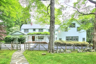 481 Ridgefield Rd, Wilton, CT 06897