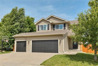 501 SE 12th St, Grimes, IA 50111