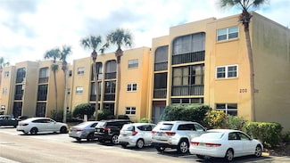 11485 Oakhurst Rd Unit 315, Largo, FL 33774