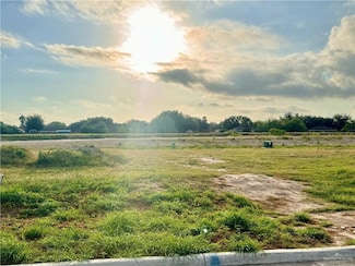 5304 N 42nd St, McAllen, TX 78504