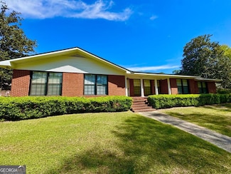 1461 Old Ocilla Rd, Tifton, GA 31794