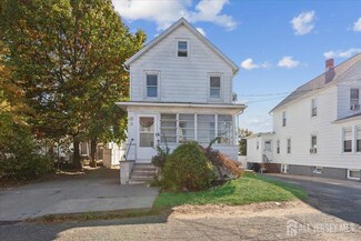 3 Mary St, Sayreville, NJ 08872