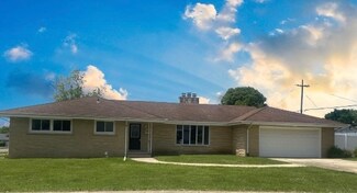 1299 Gertsam Dr, Bradley, IL 60915