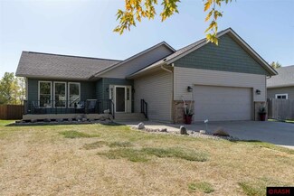 133 133 Cougar Dr, Mankato, MN 56001