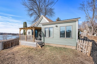 920 Laurel St W, Stillwater, MN 55082