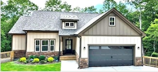 226 Chickasaw Dr, Waleska, GA 30183