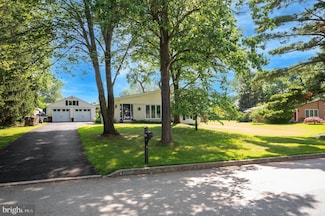 1526 Pulaski Dr, Blue Bell, PA 19422