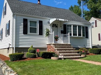 37 Locust St, Woburn, MA 01801