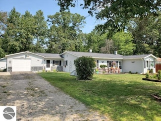 1507 Northwoods Dr, Alger, MI 48610