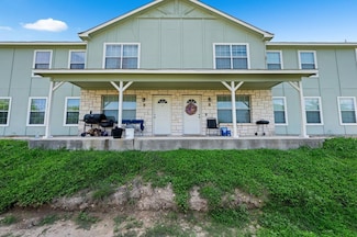 2317 Sailing Way N, Kerrville, TX 78028