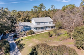 1047 Tallokas Rd, Crestview, FL 32536