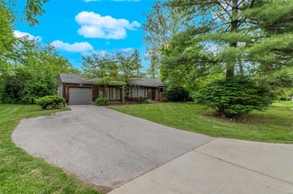 10021 Clayton Rd, Saint Louis, MO 63124