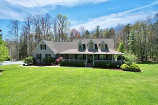 170 Vector Ln, Princeton, WV 24740