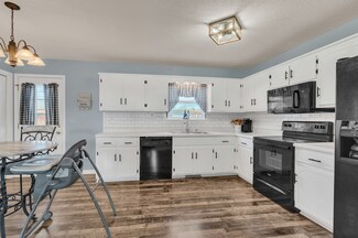 2867 Chinquapin Ln, Clarksville, TN 37043