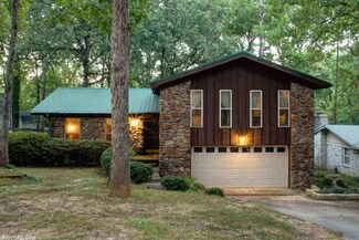 9106 Reservoir Ct, Little Rock, AR 72227