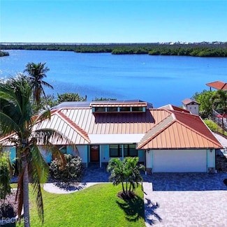 2281 8th Ave, Saint James City, FL 33956