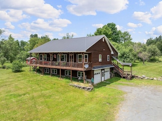 778 W Jay Rd, Jay, VT 05859