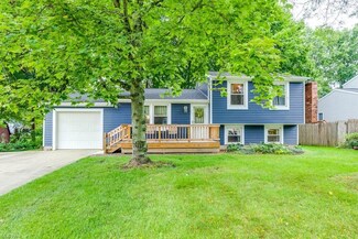 1072 Erin Dr, Kent, OH 44240