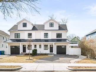 36 Whittemore Rd Unit 38, Newton, MA 02458