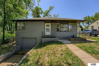 4111 Camden Ave, Omaha, NE 68111