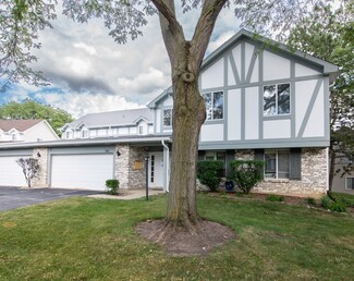 385 Springlake Ln Unit D, Aurora, IL 60504