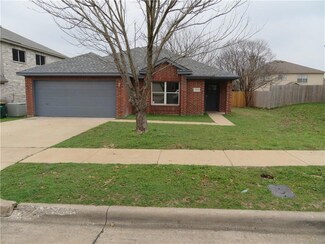 1204 Crabtree Ct, Cedar Hill, TX 75104