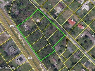 9109 Happy Ln, Oak Ridge, TN 37830