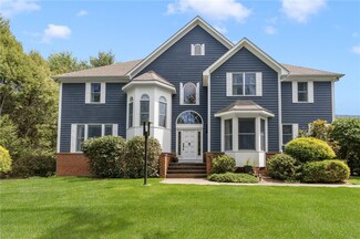 95 Pheasant Dr, East Greenwich, RI 02818