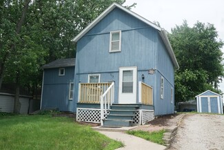 315 W 10th St, Dixon, IL 61021