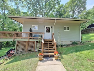 47033 Tomahawk Dr, Negley, OH 44441