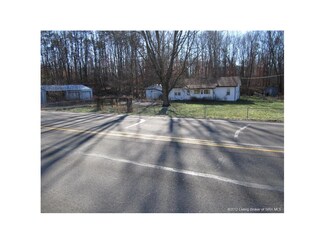7404 E State Road 56 Unit 56, Lexington, IN 47138