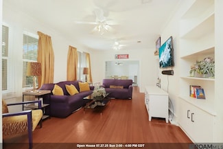 4492 Hyacinth Ave, Baton Rouge, LA 70808