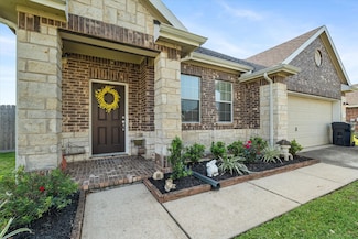 9707 Indian Trail, Baytown, TX 77523