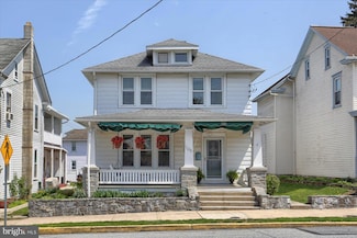 105 S Hanover St, Hummelstown, PA 17036