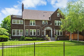 818 Summit Ave, Saint Paul, MN 55105