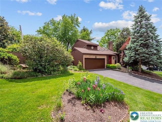 4004 Westview Dr, Allentown, PA 18104