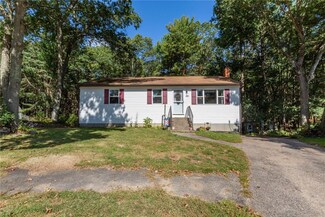28 Trafford Park Dr, Coventry, RI 02816