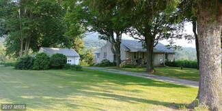 5966 Path Valley Rd, Fort Loudon, PA 17224