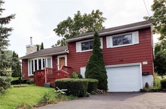 9 Richlee Dr, Camillus, NY 13031