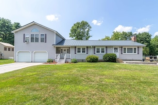 11 Broken Ground Dr, Concord, NH 03301