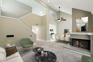 4 Cielo Ln Unit 3, Novato, CA 94949