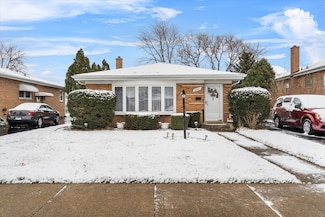 8241 Mcvicker Ave, Burbank, IL 60459