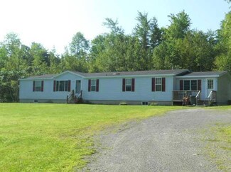 10 Ames Way, Bucksport, ME 04416